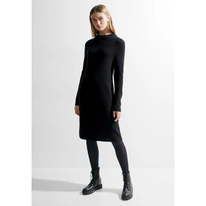 Kép 1/3 - Ruha - OTLT Turtle Collar Knit Dress