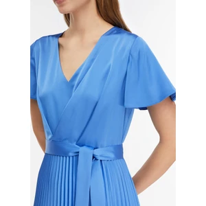 Kép 5/7 - Satin dress with flowing sleeves and pleated skirt