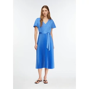 Kép 1/7 - Satin dress with flowing sleeves and pleated skirt
