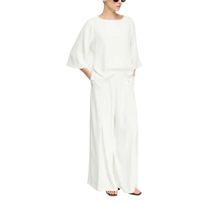 Kép 6/8 - Flowing trousers with pleat details