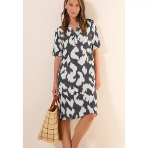 Kép 1/6 - Ruha - Printed Split Neck Dress 2505