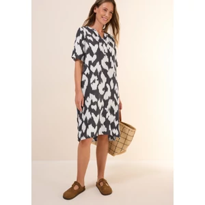 Kép 4/6 - Ruha - Printed Split Neck Dress 2505