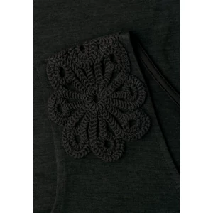 Kép 5/5 - Póló - v-neck top w.lace shoulder - 2605