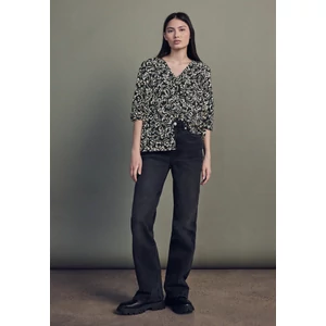 Kép 1/6 - Blúz-Ing - Buttoned V-neck blouse AOP 2510 WS02