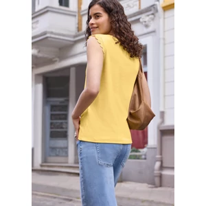 Kép 2/6 - Póló - Studio_V-neck top w.lace frill - 2606