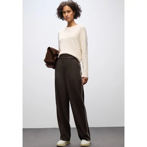 Kép 4/7 - OTLT Nadrág - Straight Leg HW belt button so 2509 WS02