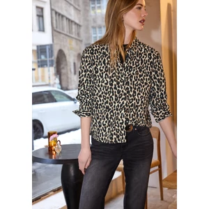 Kép 3/6 - Blúz-Ing - Shirtcollar blouse w backprint 2601