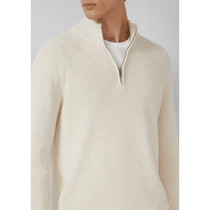 Kép 3/6 - Pulóver -  Cotton sweater with structure and troyer collar  - Beige | s.Oliver 2510