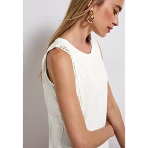 Kép 1/7 - OTLT Ing - jersey top w.crochet tape - 2506