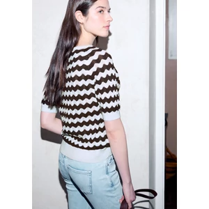 Kép 2/6 - Pulóver - LTD QR Studio_sweater - 26FS