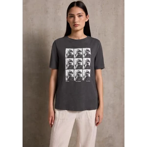 Kép 7/7 - OTLT Póló - washed shirt w.photoprint - 2506