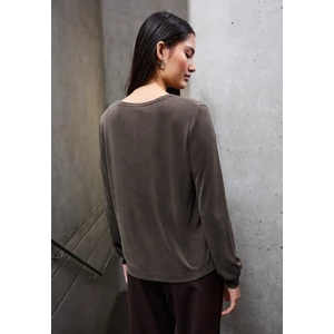 Kép 2/5 - OTLT Póló - silk look v-neck shirt - 2510