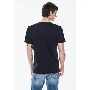 Kép 2/5 - Póló - Basic T-Shirt with Chestprint - 2404