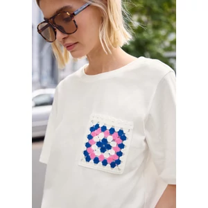 Kép 6/6 - Póló - Studio_Shirt w.colorful croche - 2606