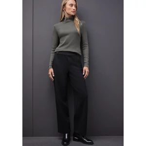 Kép 4/6 - Ing - LTD QR basic rib roll neck shi 2510 WS02