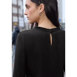 Kép 3/6 - Póló - LTD QR_Studio_frill neck basic 2601