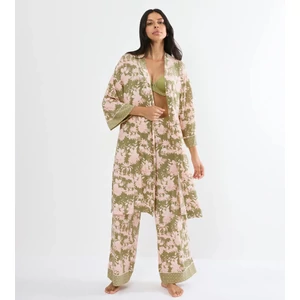Kép 1/2 - Aura Spotlight Robe 01