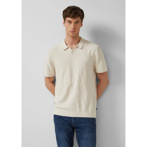 Knitted polo shirt with a flame yarn structure