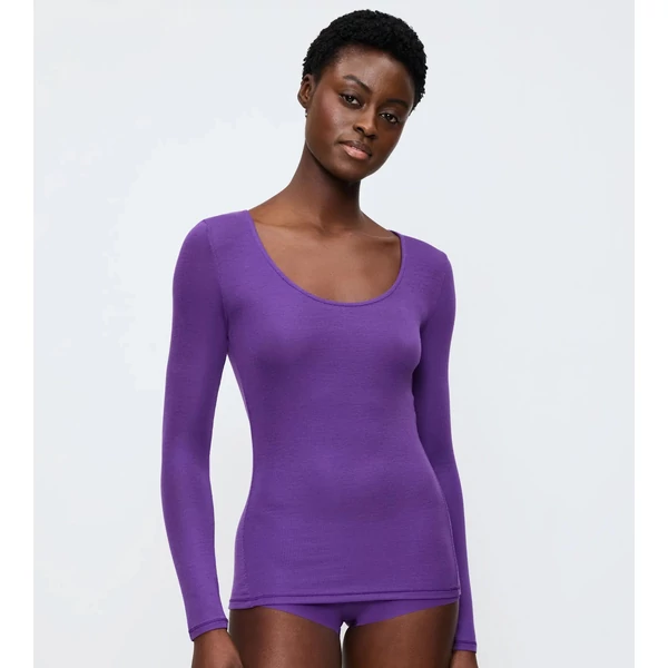 Beauty Layers Top Scoop Neck