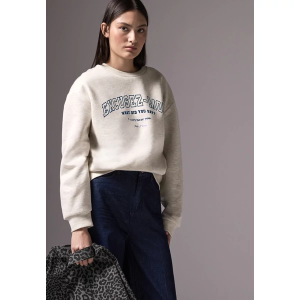 Studio Loose Fit Crewneck