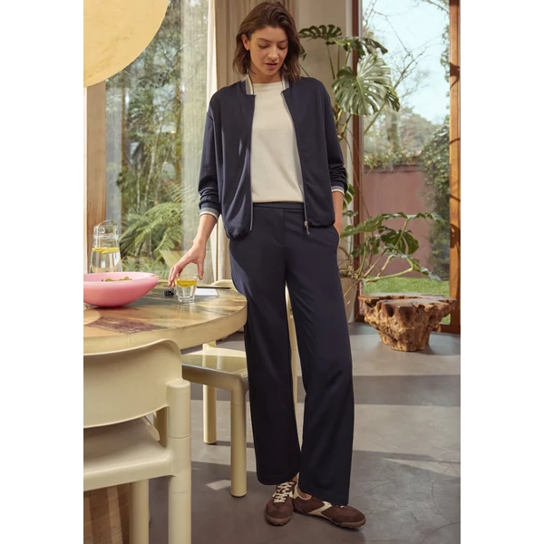 Ing - Blouson With Cuff Details 2603
