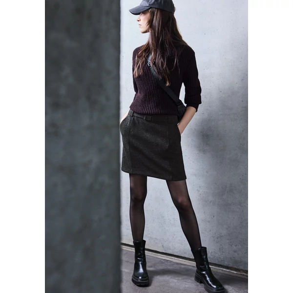 Szoknya - Fake Wool w. snap buckle_melan 2510 WS02