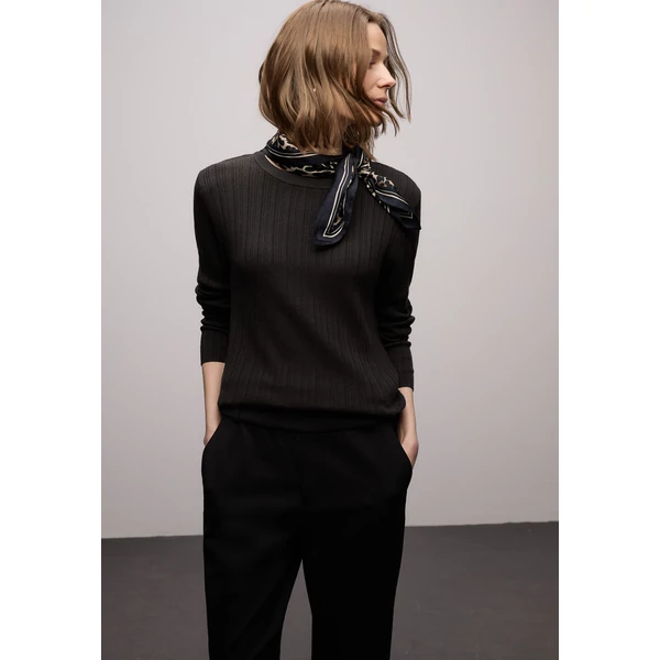 Pulóver - round neck rib sweater 2512