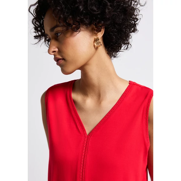 Ing - jersey top w.crochet tape 2505