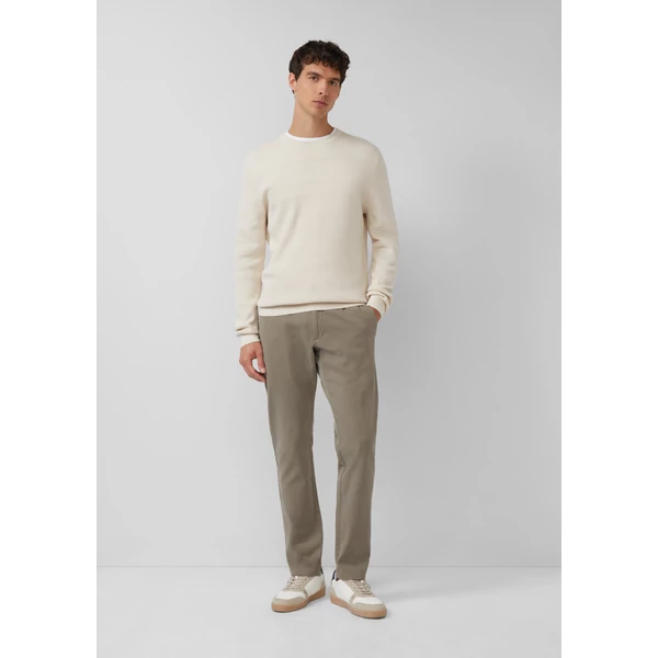 Nadrág -  Phoenix: Structured chinos in a regular fit  - Olive | s.Oliver 2510