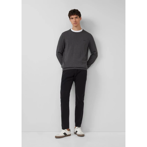 Nadrág -  Phoenix: Structured chinos in a regular fit  - Black | s.Oliver 2510