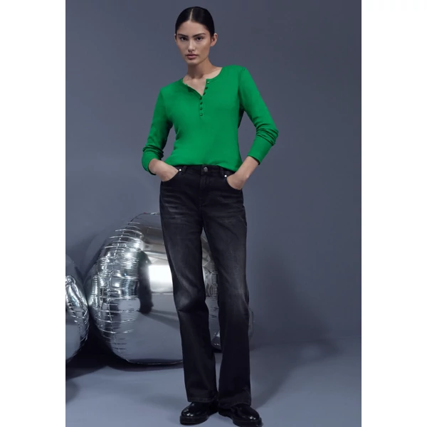 Póló - LTD QR_Studio_rib shirt w.fron 2511 WS02