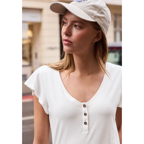 Póló - shirt w.button panel and volan - 2604