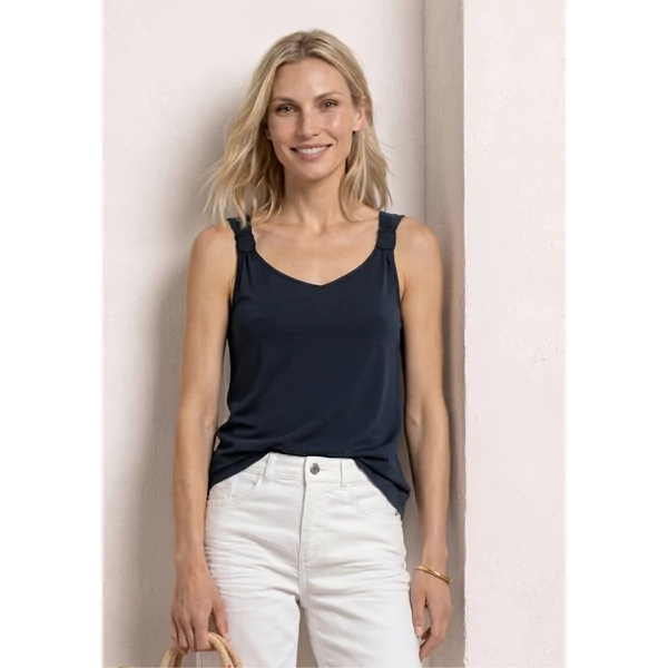 Ing - EOS_Top w. knot detail_solid - 2606