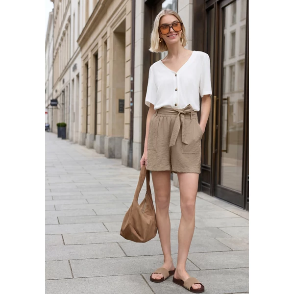 Nadrág - Studio_Shorts w. Belt Bubble V - 2605