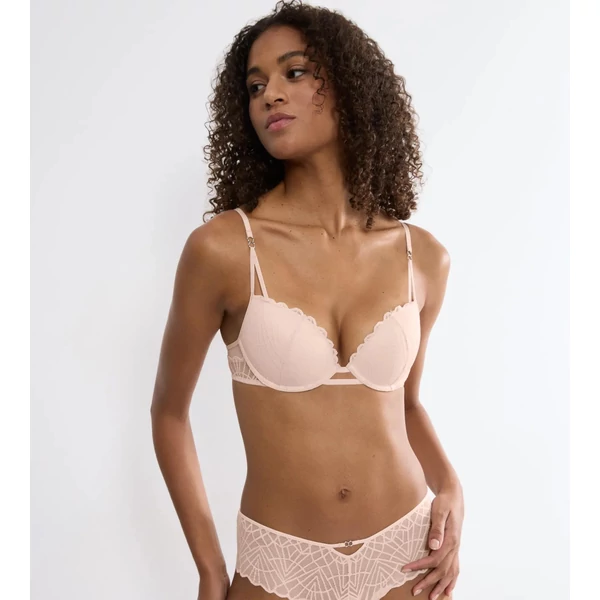 That Night in Vegas WHU