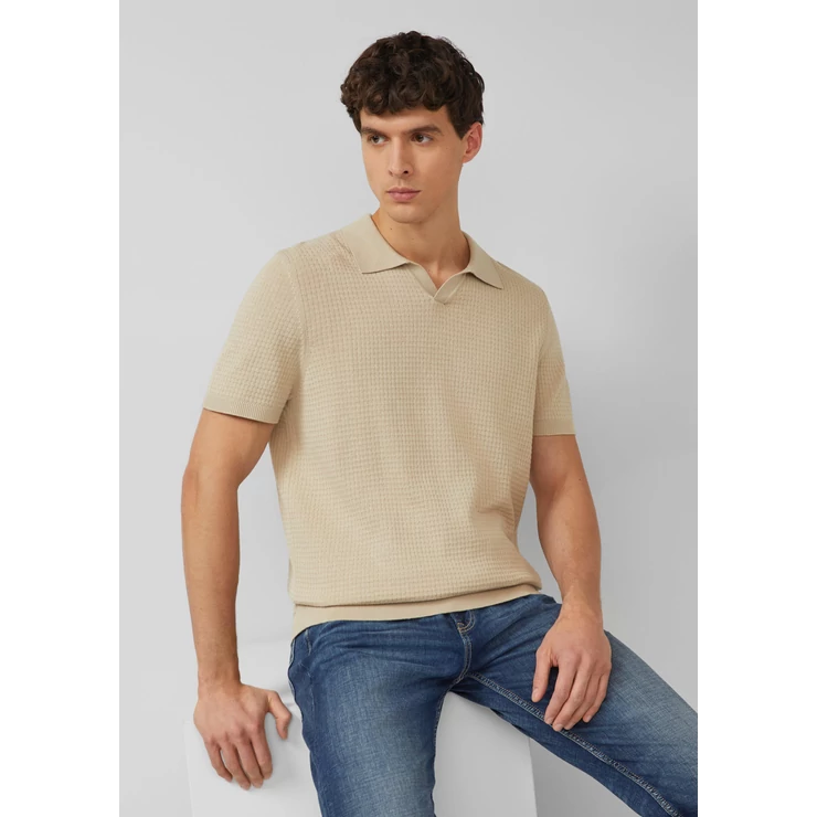 Knitted polo shirt in a cotton-linen blend