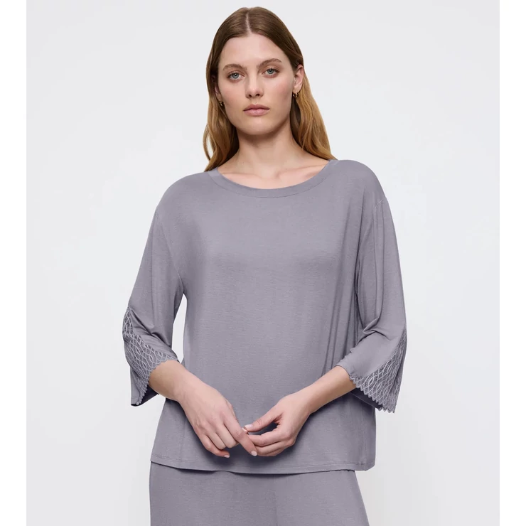 Aura Spotlight Top