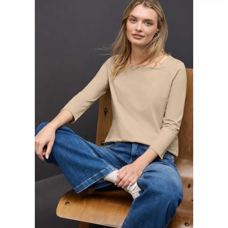 Ing - carre neckline shirt 2510 WS02