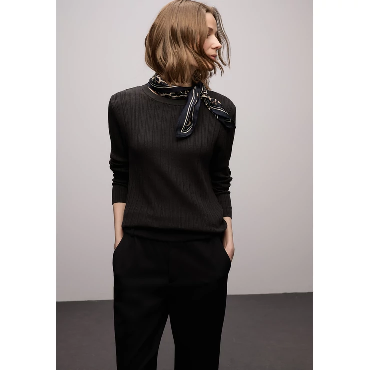 Pulóver - round neck rib sweater 2512