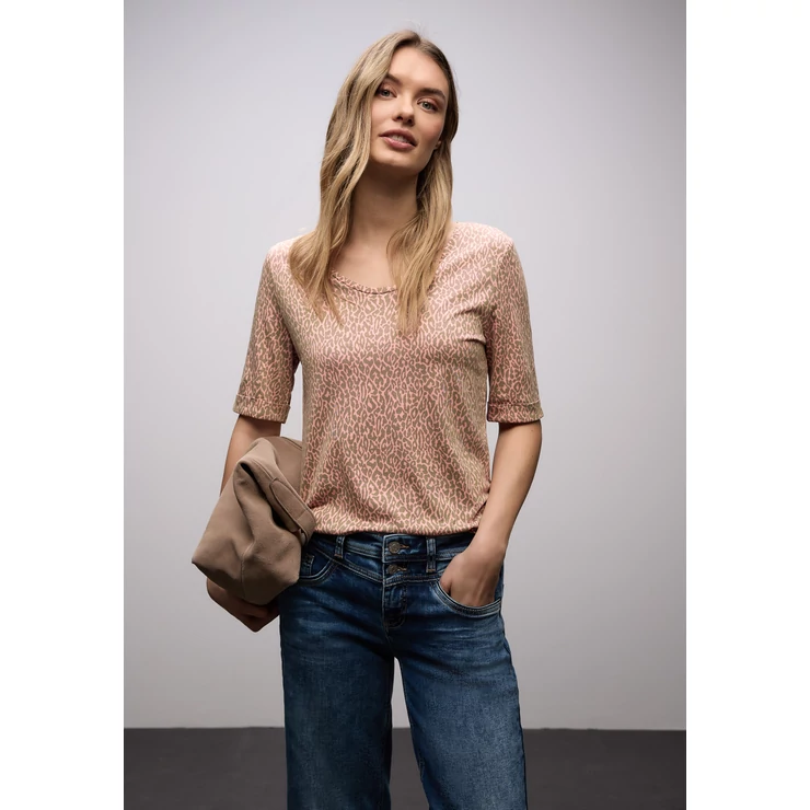 Ing - printed shirt w.rounded v-neck 2601