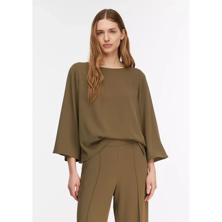Blúz -  Flowing blouse with wide sleeves 2602