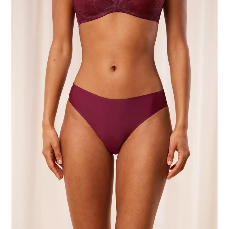 Body Make-Up Illusion Lace Highleg Tai