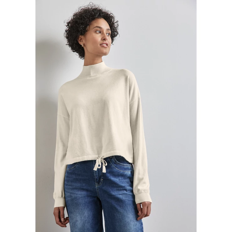 short turtle-neck sweater 2410