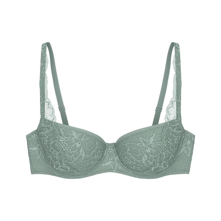 Amourette Charm T WHP02