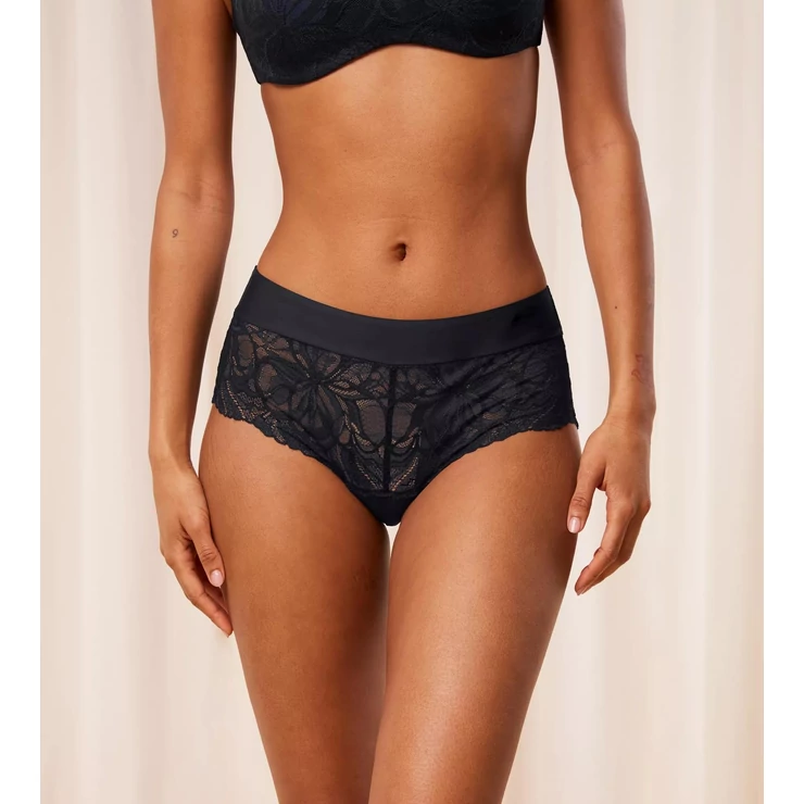 Body Make-Up Illusion Lace Shorty