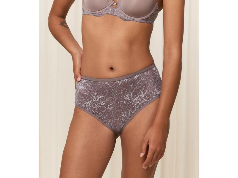 Amourette Charm T Maxi01