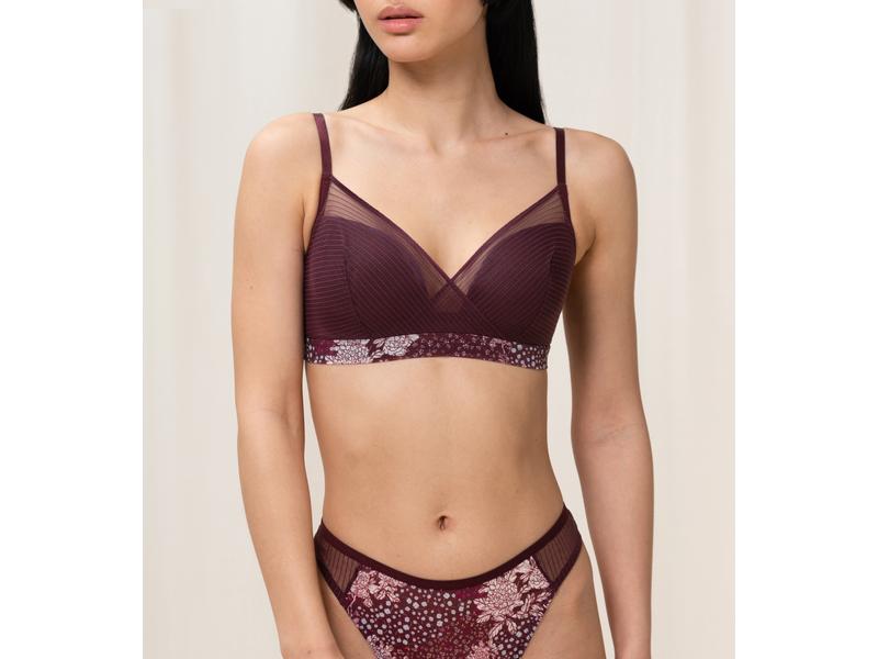 Triumph Lavish Spotlight P